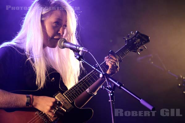 ANNA B SAVAGE - 2016-10-14 - PARIS - Bus Palladium - 